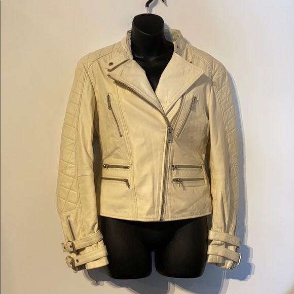 Leather jacket - Picture 1 of 9